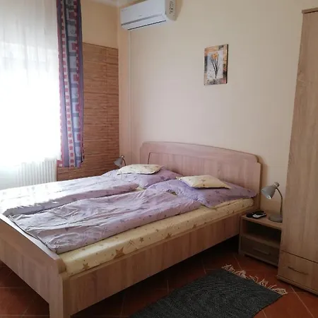 Imola Es Andrea Apartmanhaz Hajdúszoboszló