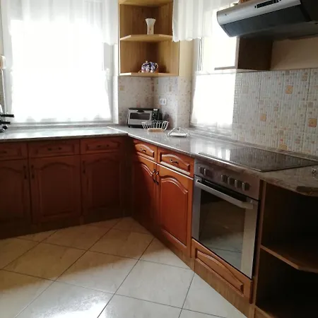 Imola Es Andrea Apartmanhaz