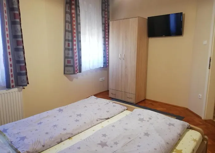 Imola Es Andrea Apartmanhaz