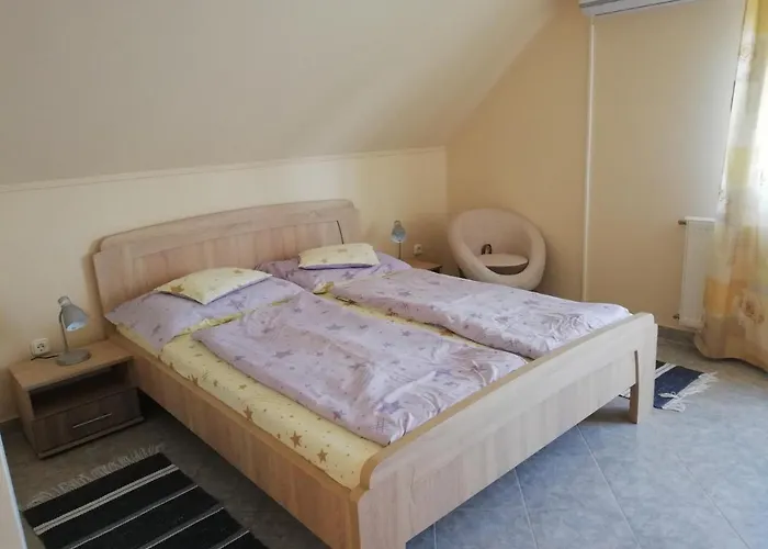 Imola Es Andrea Apartmanhaz Hajdúszoboszló