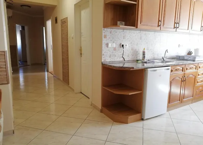 Imola Es Andrea Apartmanhaz Hajdúszoboszló